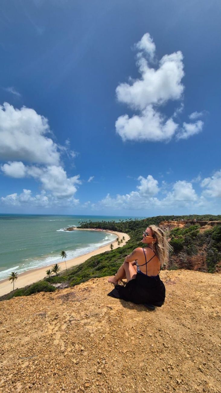 Cliente no mirante de Coqueirinho
